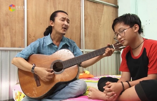 Thiên Phúc năm nay bước vào lớp Bảy, độ tuổi mà chất giọng đang trong giai đoạn chuyển tiếp, chắc chắn sẽ thay đổi về thanh quản. Không những vậy, cậu bé còn có niềm đam mê với vẽ tranh. Mặc dù không có duyên với giải thưởng như ở mảng ca hát, Thiên Phúc vẫn tỏ ra rất hứng thú và cũng sở hữu năng khiếu trời phú. Anh chia sẻ sẽ chờ khi bé trưởng thành, tự bản thân sẽ quyết định đi theo con đường nào. Nếu Thiên Phúc chọn âm nhạc, anh sẽ hướng bé thi vào Nhạc viện, còn không, anh vẫn hạnh phúc vì có một cậu con trai mạnh mẽ, hiếu thảo như thế.