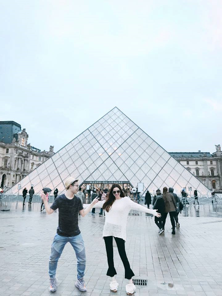 Hân luôn bên Hà, dù Hà ở nơi đâu.