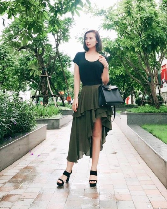Lã Thanh Huyền tâm trạng phấn chấn khi làm được một vài việc lớn. Cô tâm sự: “Thỉnh thoảng nhìn rất bướng. Ít người biết rằng mình rất lì, muốn làm gì sẽ quyết tâm làm bằng được nhất là trong công việc. Phụ nữ cần chút bản lĩnh nam nhi mới làm được việc các nàng ạ”.