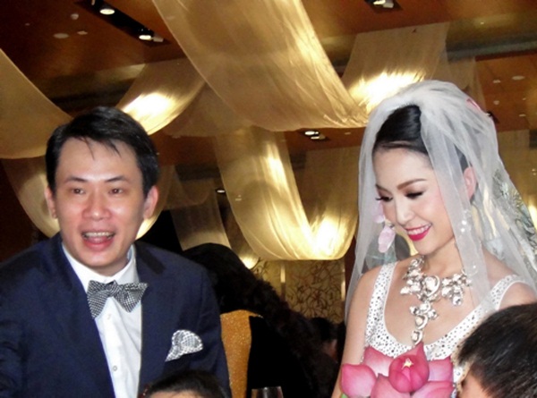 Đám cưới của Linh Nga bên chồng cũ.