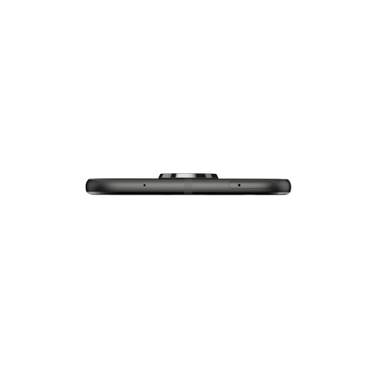 Trong khi Z2 Force Edition là bản nâng cấp tương đối toàn diện so với Z Force, nhưng có một điểm yếu đặc biệt mà nhiều người sẽ không hài lòng đó chính là việc thiết bị chỉ đi kèm viên pin dung lượng 2730 mAh, thấp hơn nhiều so với tiêu chuẩn hàng đầu hiện nay, thậm chí thấp hơn cả Z Force (3.500 mAh). Tuy nhiên Moto vẫn khẳng định thời lượng pin của máy là đủ cho nhu cầu sử dụng một ngày. 