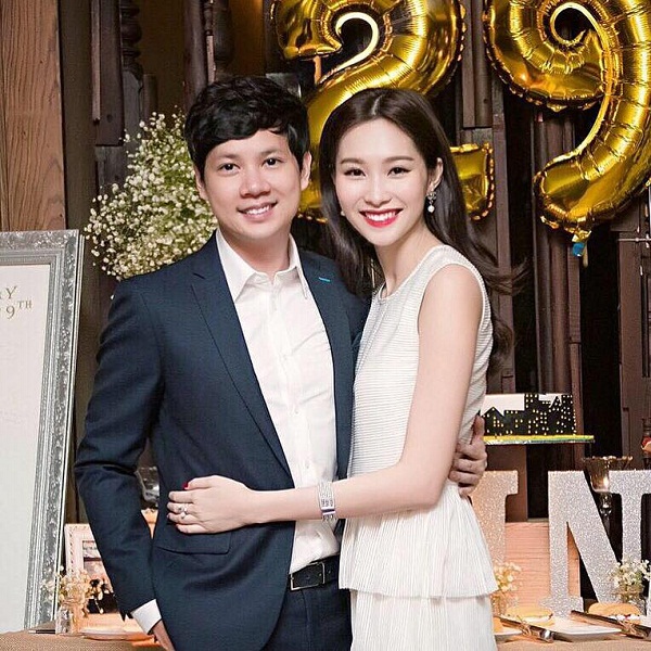 Đặng Thu Thảo - Trung Tín  Kể từ khi công khai tình yêu, Đặng Thu Thảo và Nguyễn Trung Tín được khán giả được ví là cặp trai tài gái sắc hiếm có khó tìm. Trong khi Đặng Thu Thảo là hoa hậu 