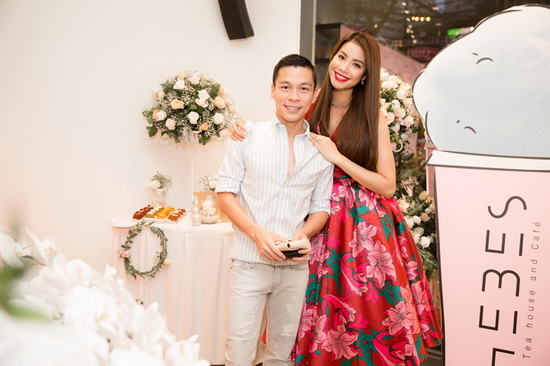 Nhà thiết kế Adrian Anh Tuấn