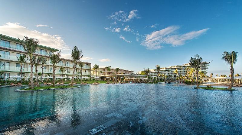 Đổ xô săn lùng voucher nghỉ dưỡng 5 sao &quot;giá hời&quot;