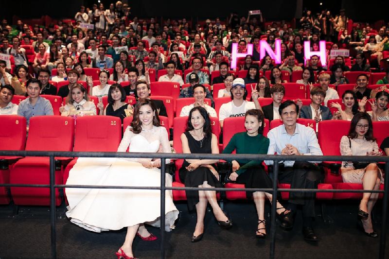 Hồ Ngọc Hà và gia đình