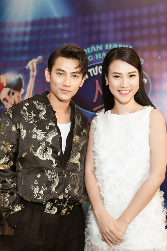 Hoàng Oanh và Issac