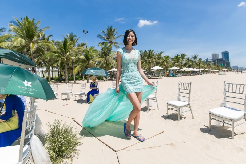 Người đẹp Đào Thị Hà.