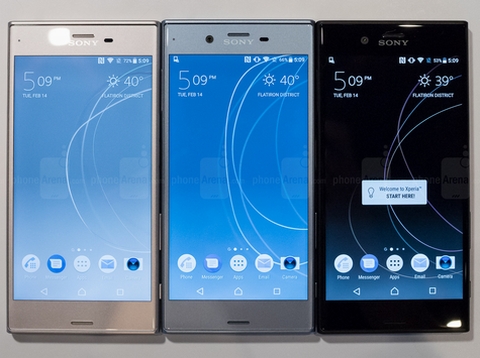Sony Xperia XZs (14,99 triệu đồng). Sony Xperia XZs là smartphone được Sony đầu tư mạnh về camera với hàng loạt các trang bị cao cấp. Máy có thiết kế vuông vức, sạng trọng và mạnh mẽ XZs mang đến cho người dùng sự chắc chắn và cứng cáp khi cầm nắm trên tay. Camera chính độ phân giải 19 MP, camera trước cũng sở hữu độ phân giải lên tới 13 MP. XZs mang trên mình con chip Snapdragon 820 4 nhân 64-bit kết hợp với 4 GB RAM. Máy có kích thước màn hình 5.2-inch cùng độ phân giải FullHD Xzs. Thiết bị chạy trên nền Android 7.0 cùng viên pin 2.900 mAh, hỗ trợ công nghệ sạc nhanh XCharge.