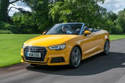 Audi A3 Cabriolet. Được dựa trên nền xe sedan, nên chiếc A3 Cabriolet có không gian rộng rãi hơn so với các đối thủ dựa trên nền xe hatch. Xe được yêu thích bởi có tỷ lệ đẹp, động cơ nhộn nhịp và khả năng mở mui rất nhẹ nhàng. Mui có thể tăng đóng mở trong 18 giây kể cả khi xe đang chạy với vận tốc tới 48 km/h.