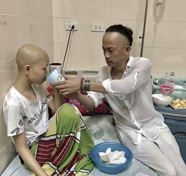 Nghệ sĩ Andre trong một lần tham gia chương trình từ thiện 