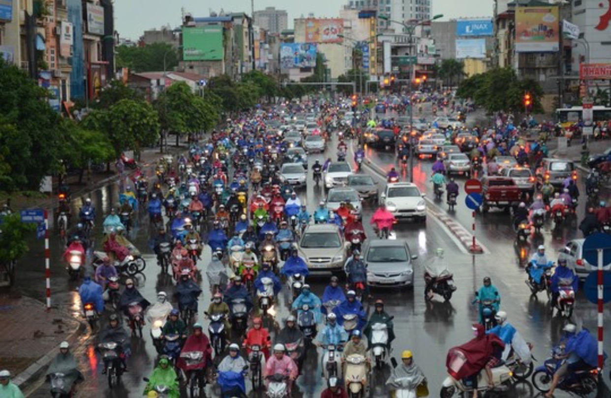 Đường Tây Sơn mật độ giao thông đông đúc