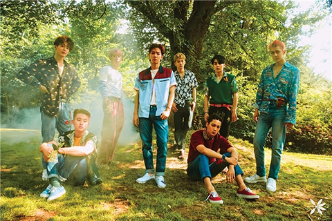 EXO chính thức trở lại sàn đấu mùa hè với MV &quot;Ko Ko Pop&quot;