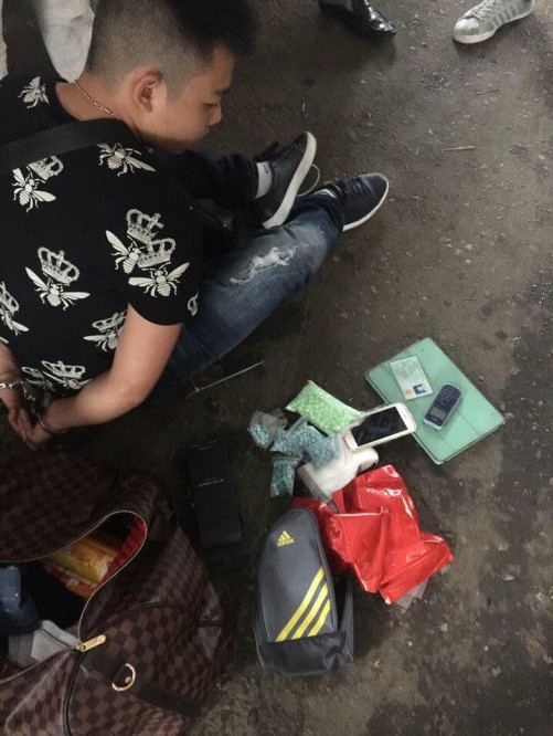 Đối tượng Vũ Trọng Sơn bị bắt tại ga Hà Nội.