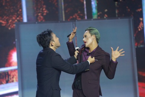 Mai Tài Phến hóa thân thành nhân vật phản diện Joker