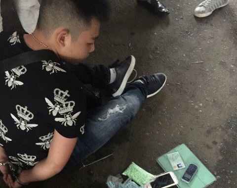 Hà Nội: Bắt đối tượng vận chuyển gần 3.000 viên ma túy