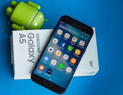 Galaxy A5 (phiên bản 2017) và người tiền nhiệm của nó, Galaxy A5 (phiên bản 2016), cũng cho thấy pin trâu không kém mô hình của Huawei. Galaxy A7 (phiên bản 2017) có tuổi thọ pin bền hơn. Có một lựa chọn khác cho bạn ngoài Huawei và Samsung đó là Honor với 6X.