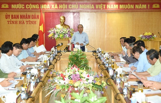 Thủ tướng thị sát Formosa: Nếu vi phạm trở lại sẽ đóng cửa nhà máy