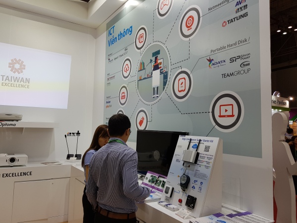 Giải pháp viễn thông và IoT.