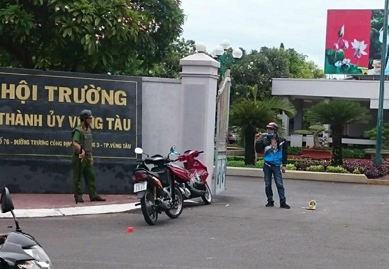 Khởi tố kẻ ném bom xăng vào Hội trường Thành ủy Vũng Tàu