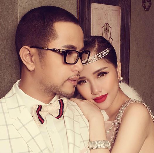 Anh trai Bảo Thy tình tứ bên vợ sắp cưới.