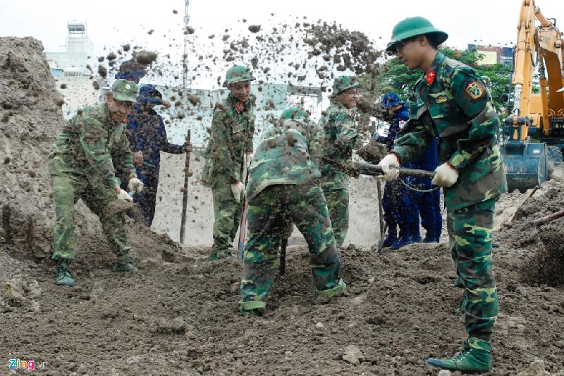 Vị trí khảo sát thực địa là khu đất rộng 7 ha, nằm ở phía tây (phía đường băng máy bay cất cánh) sân bay Tân Sơn Nhất, liền kề mũi tàu đường Cộng Hòa và Trường Chinh (phường 15, quận Tân Bình).