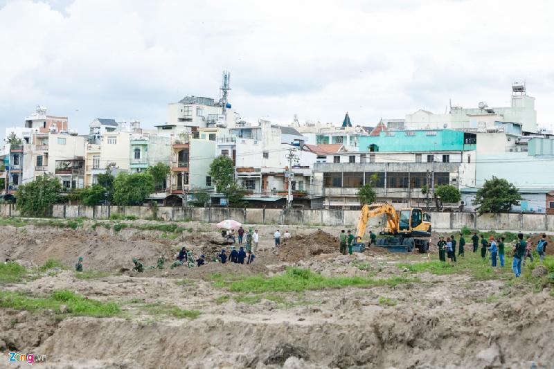 Theo Bộ trưởng Đào Ngọc Dung, hiện nay có khoảng 200.000 hài cốt liệt sĩ nằm dọc đất nước và ở 2 nước bạn Lào, Campuchia vẫn chưa được tìm thấy. Đó là nỗi băn khoăn, day dứt của Bộ Lao động, thương binh và xã hội cũng như nhân dân cả nước.