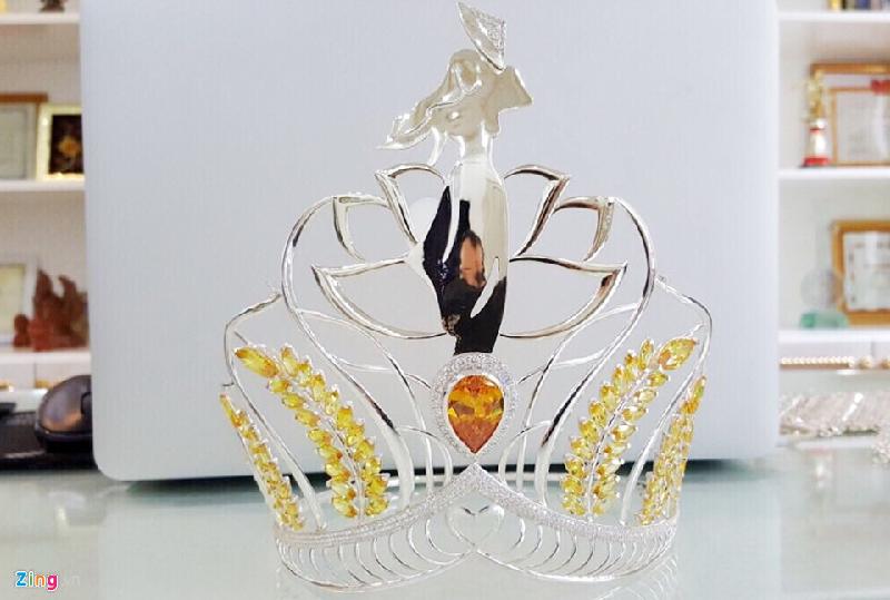 Theo Ban tổ chức, Hoa khôi Nam Bộ sẽ được nhận phần thưởng 100 triệu đồng, vương miện trị giá 200 triệu, quà tặng từ nhà tài trợ là sở hữu vĩnh viễn một căn hộ cao cấp tại TP.HCM, trị giá 2,5 tỷ đồng.