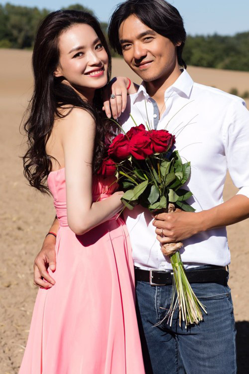 Thư Kỳ và ông xã Phùng Đức Luân quen và yêu nhau 20 năm