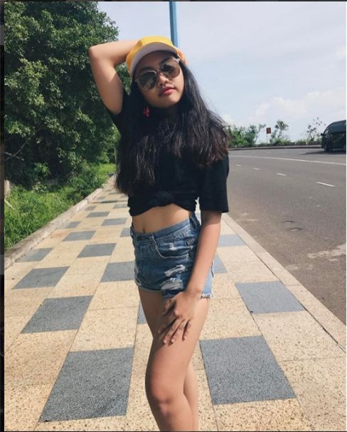 Phương Mỹ Chi cũng từng phản ứng lại những bình luận tiêu cực của mọi người và cho rằng: 