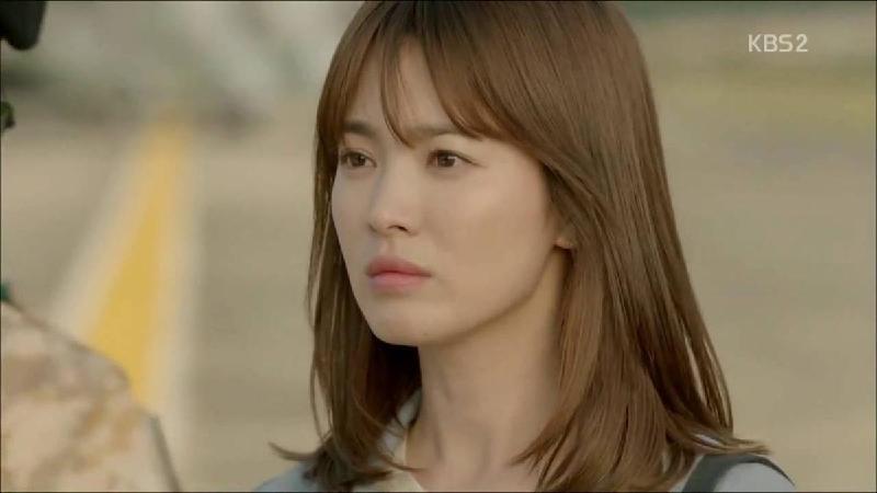 Năm 2016, Song Hye Kyo và Song Joong Ki trở thành cặp đôi quốc dân với 