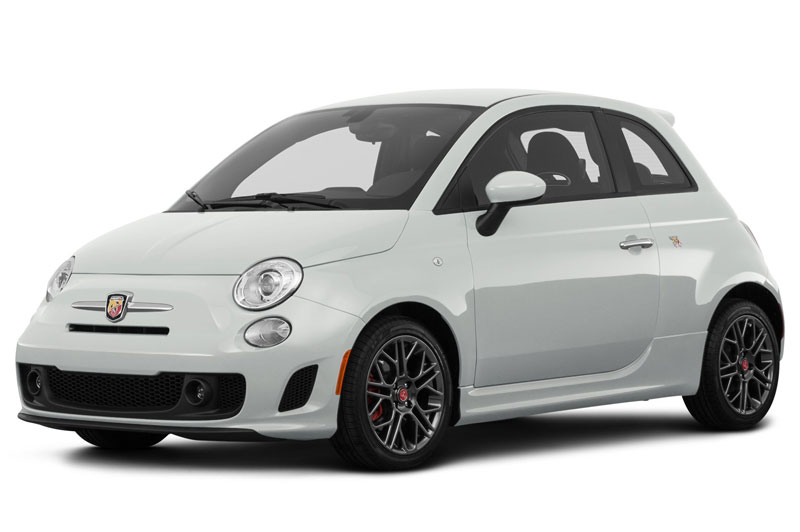 6. Fiat 500 2017 (giá khởi điểm: 14.995 USD).