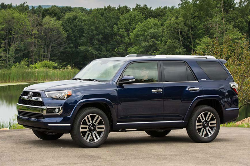 6. Toyota 4Runner 2017.