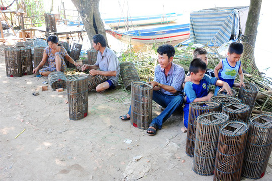 Cận cảnh săn, bắt, hái, lượm mùa nước nổi - Ảnh 3.