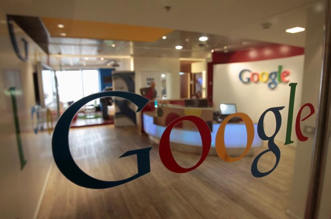 3. Alphabet Tổng tiền mặt: 94,7 tỷ USD Tiền để ở nước ngoài: 57,9 Diễn biến cổ phiếu năm nay: hạng A: +14,21% Hạng C: +15,26