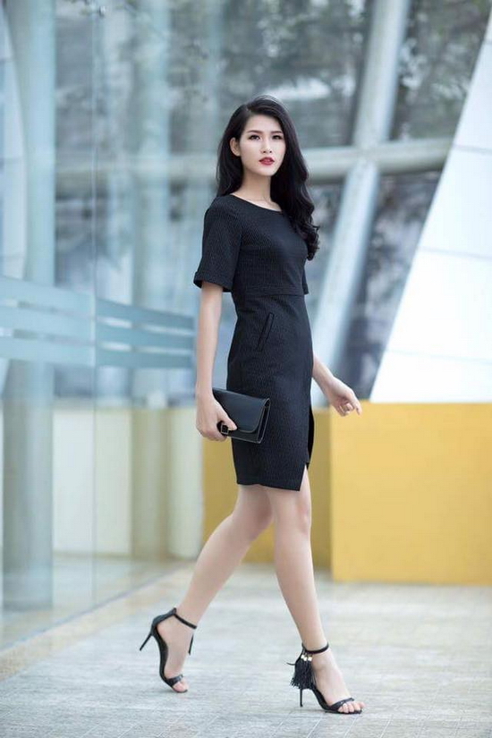 Hiện tại cô vừa tốt nghiệp đại học khoa Sư Phạm Du lịch.