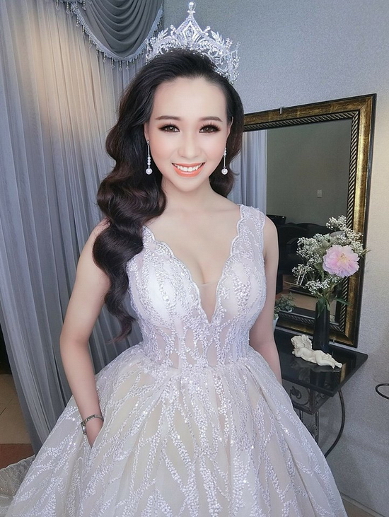 Tham gia cuộc thi cô đặt quyết tâm vào top 5 để được mọi người biết đến, có điều kiện để san sẻ cho những mảnh đời khó khăn thiếu may mắn trong cuộc sống, chăm lo đầy đủ hơn cho ba mẹ. 