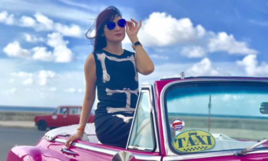 Hiền Mai, Làng sao Một trong những biến cố mà nữ diễn viên nhớ nhất có lẽ là tai nạn trong khi quay phim Ráng chiều tại Cần giờ. Chị bị tai nạn xe lật, gãy hai đốt sống, mảnh kính găm vào mặt, phải nằm viện suốt 3 tháng trời, nẹp chặt từ cổ xuống thắt lưng. Vậy mà niềm đam mê với điện ảnh khiến chị không bỏ cuộc, sau đó, Hiền Mai vẫn quay trở lại với khán giả và thử sức ở nhiều vai diễn gai góc, cá tính hơn.