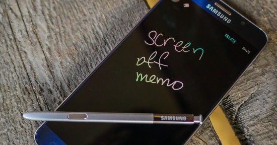 Trong đó Note 5  có thời gian sử dụng hỗ hợp lên tới 9 giờ 35 phút, vì vậy hoàn toàn kỳ vọng vào thời lượng pin của Note 8 sẽ tiếp tục để lại ấn tượng tốt hơn. 