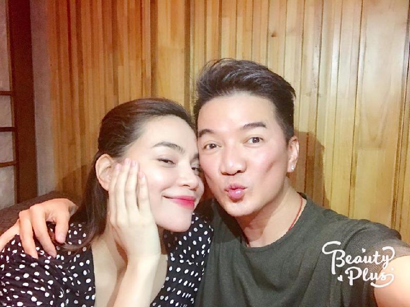 Loạt ảnh thân mật cho thấy tin đồn 