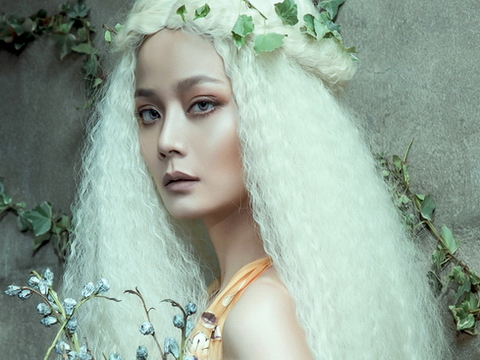 'Chị đại nhà chung' Hoàng Oanh tung ảnh đậm chất high-fashion ngay khi rời Next Top Model