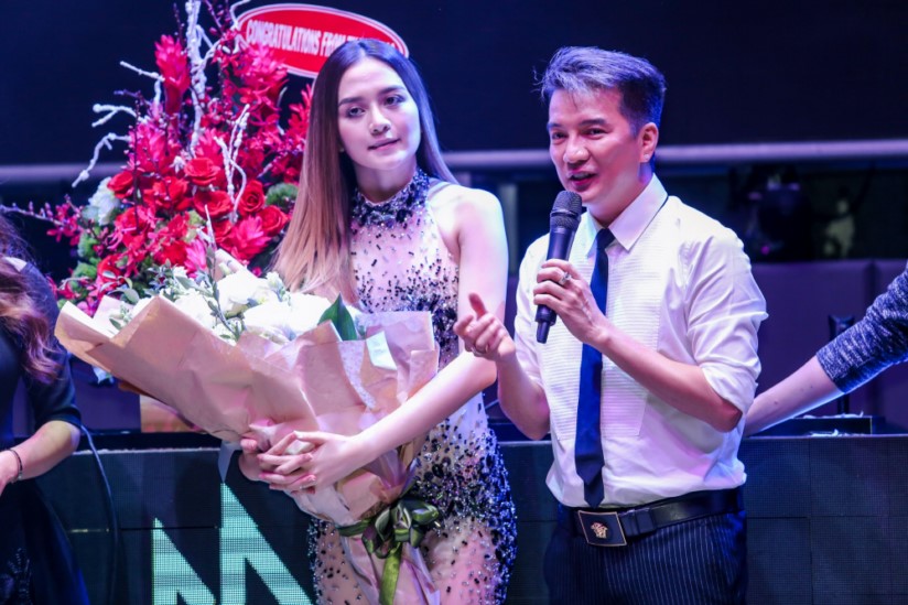 Thiều Bảo Trang lột xác với hình tượng sexy, gợi cảm