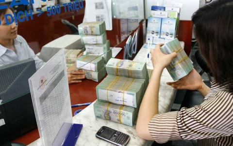 Lãi suất ngân hàng qua đêm sẽ giảm về đáy trước khi bật tăng trở lại
