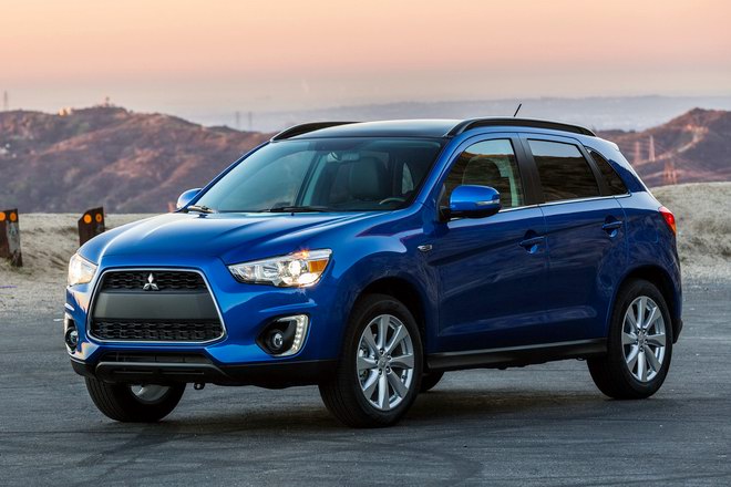 2. Mitsubishi Outlander Sport: 0 chiếc
