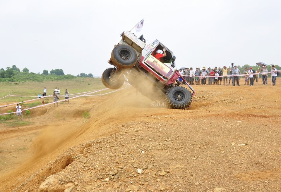 Những pha tranh tài gay cấn tại các giải Vietnam Offroad Cup (Phần 2)
