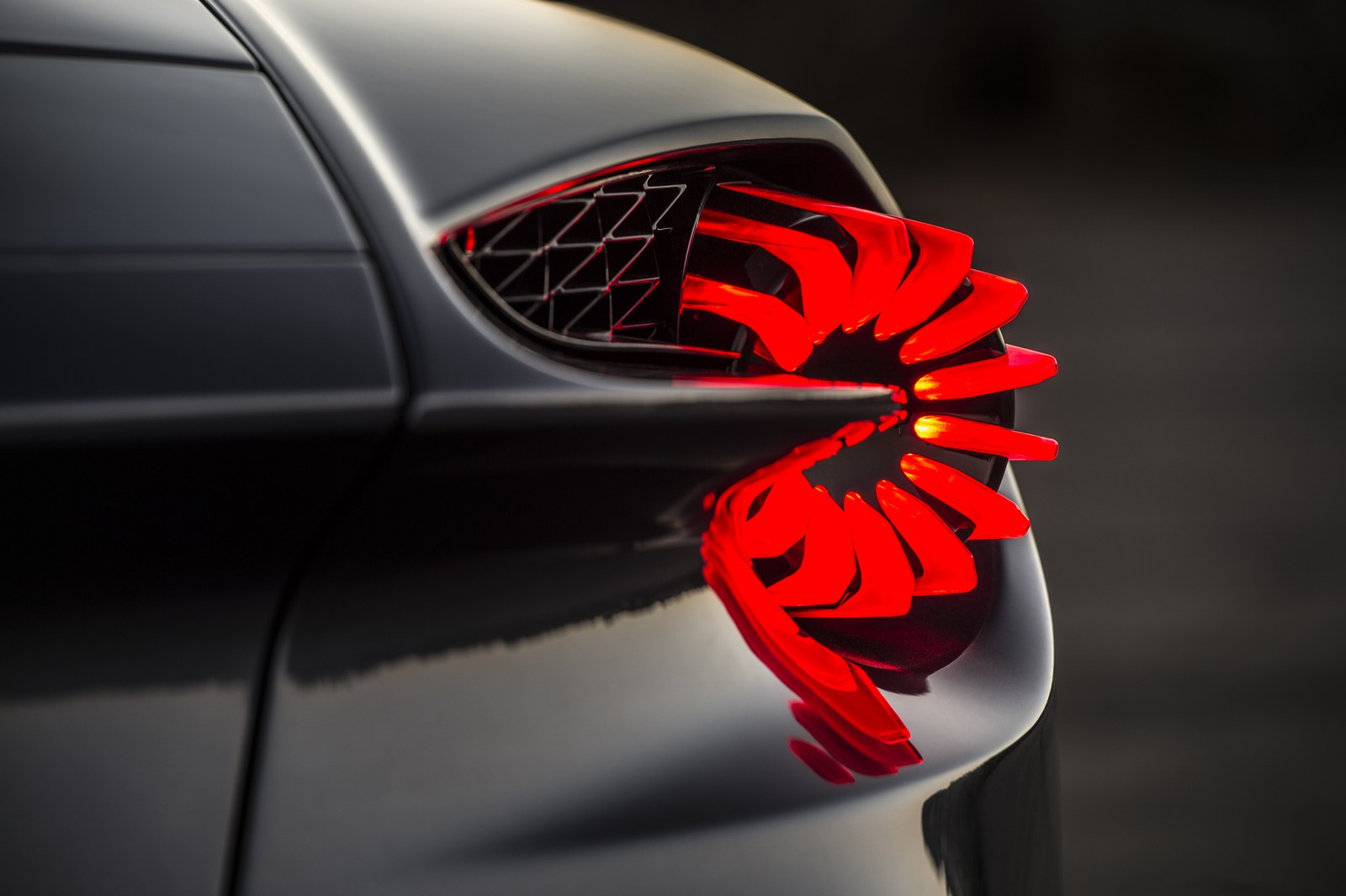 Aston Martin Vanquish Zagato Volante.