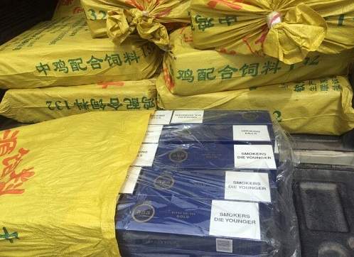 Bắt giữ gần 4 nghìn bao thuốc lá 555 Gold nhập lậu