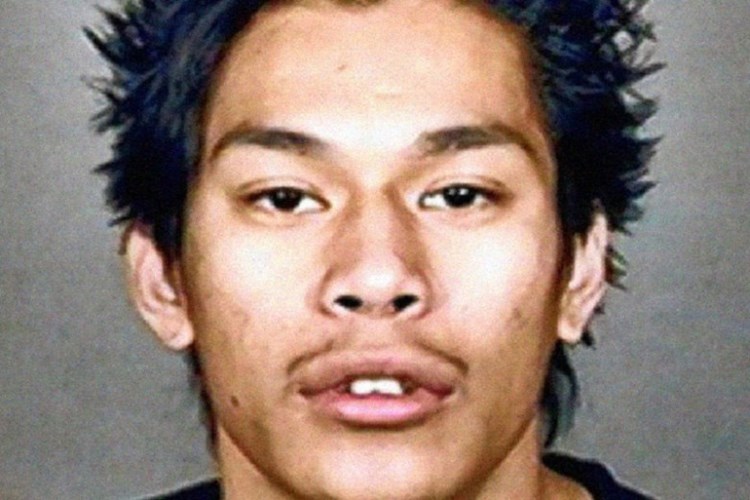Năm 21 tuổi, Jeanson James Ancheta đã chiếm quyền điều khiển của khoảng 400.000 máy tính. Đây là một dạng tấn công phổ biến của tin tặc được gọi là botnet. 