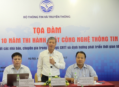 Những ý kiến đa chiều về luật Công nghệ thông tin
