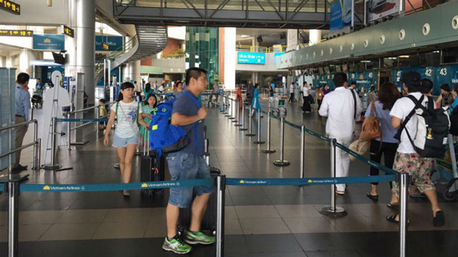 Tăng giá dịch vụ hàng không, giá vé máy bay có tăng?