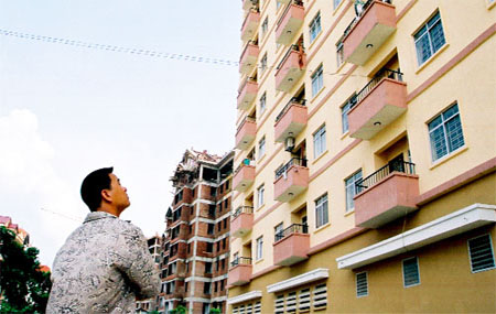 Người dân sẽ phải oằn mình trước cơn bão giá vì tăng sốc thuế VAT?